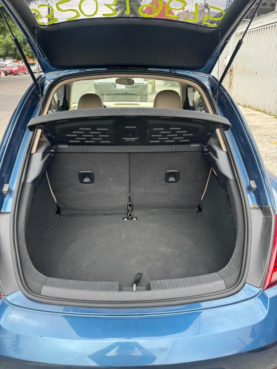 Volkswagen Beetle 2018